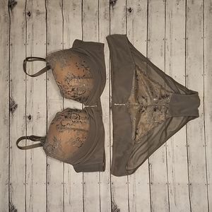 Adore Me push-up bra and Panty set